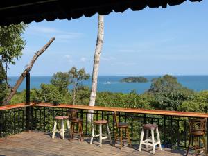 Hillside Hostel & Bungalows