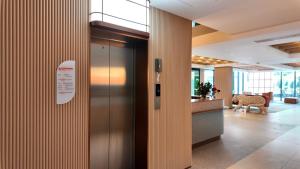 Leston Hotel