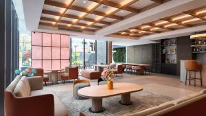 Leston Hotel