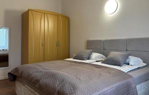 Beautiful Apartment In Krnica With House A Panoramic View