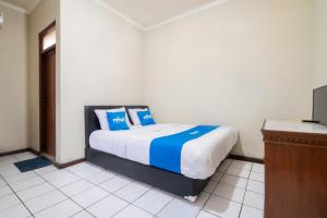 rehat at hotel kurnia karapitan