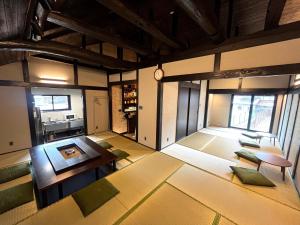 Guesthouse & BAR 2nd Inaka AWAY