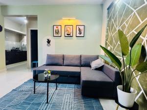 307 Airy King Bed Full Kitchen One Bed room Flat