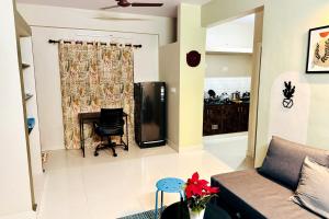 307 Airy King Bed Full Kitchen One Bed room Flat