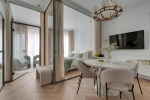 Granaria Deluxe Suites by Downtown Apartments