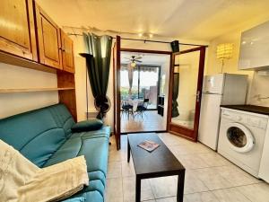 CA010-011 STUDIO POUR 3 Personnes À CAVALAIRE SUR MER