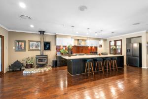 Eden Paradise Sunshine Coast - Luxury Home