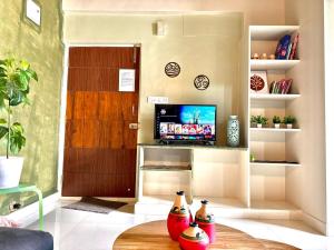 407 Airy King Bed Full Kitchen One Bed room