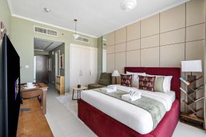 Stylish Studio with Balcony in Carson Tower, DAMAC Hills