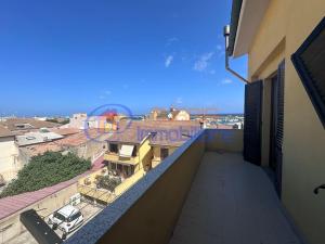Blue Sky Apartment