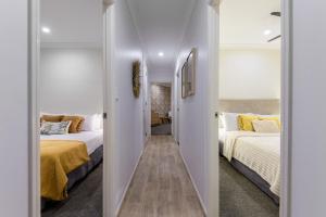 Ba Nahan Ochre - Stylish Space, close to the Beach - Half Duplex