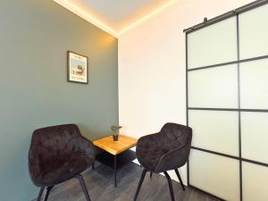 River Apartments & Wellness