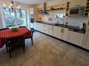 Maison calme en forêt avec sauna et fibre - 10 pers. - FR-1-583-514