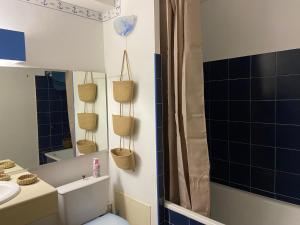 Plage et Pêche au bout du jardin avec parking privatif