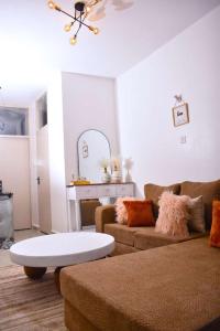 One bedroom with WiFi and Netflix