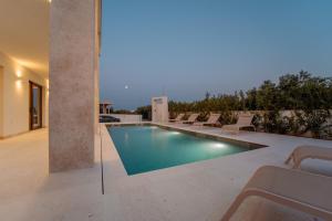 Seaview Villa Turnea