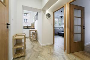 Modern Warsaw Apartment on Zlota Street by P&M