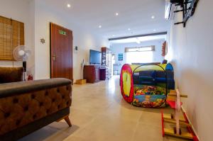 Cosy Family Apt near Promenade in Marsascala