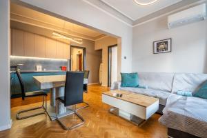Stylish 2BDRM Apartment in the Very Heart of Sofia