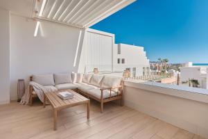 Playa Paraiso beachfront apartment - by Welcomely