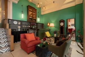 Chinoir Boutique Phuket Town