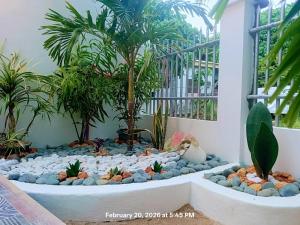 Chiefs Villa Dormitory with Outdoor Kitchenette -Free Cooking