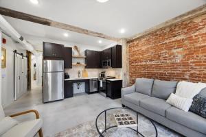 Park Hotel 2BR Suite 406