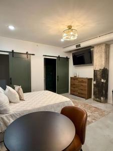 Park Hotel Studio Suite 411