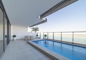 Sea View Luxury Escape 5BR Private Pool Villa