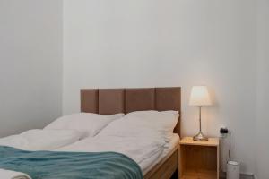 Beautiful 2BR Apartment with Free WiFi in Prime Location