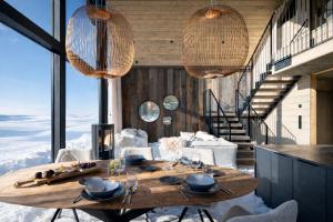 AURA Arctic Chalets - Grand Panoramic & Grand Hideaway