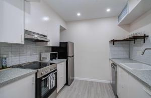 Greater Uptown 1BD 1BA Apt Mins to Attractions