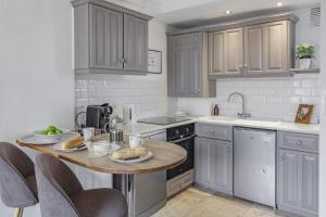 Modern 1BR in Fulham, Wi-Fi, Fully Equipped Prime Area