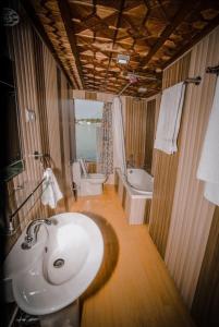 Dal lake group of houseboats