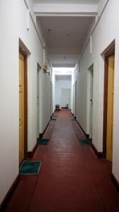 RooLi Harbour Inn-Trincomalee