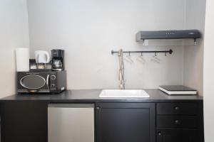 AmazINN Places Rooftop and Jacuzzi VII