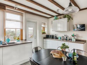 3 Bed in Matlock 86048