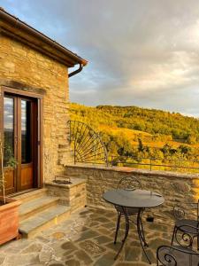 Historic Farmhouse With Panoramic Pool