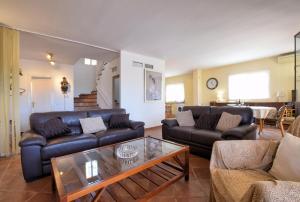 Charming villa with private pool in Mijas Costa