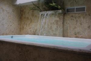 Casa Moneda 1 5BR amazing house picusi AC old city