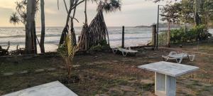 Blue Beach Hostel