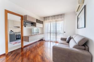 Quiet Apartment near Fiumicino Airport & Train to Rome