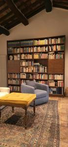 Historic Farmhouse With Pool In Umbria