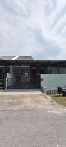 3Q Impiana Roomstay Teluk Senangin
