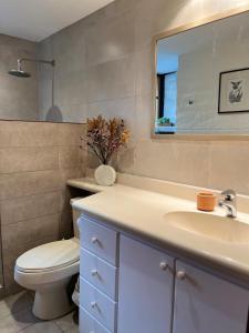 Inca Haus Modern Apartment with Garden Access