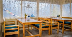 Chautari Hotel & Restaurant