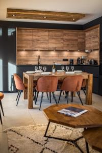Appartement Haut de Gamme neuf avec terrasse de 60m2 plein sud avec Jacuzzi - 8 personnes - App 101