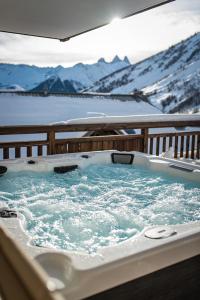 Appartement Haut de Gamme neuf avec terrasse de 60m2 plein sud avec Jacuzzi - 8 personnes - App 101