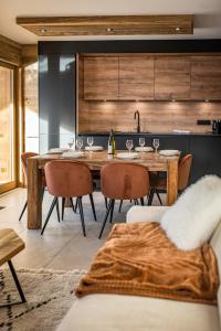 Appartement Haut de Gamme neuf avec terrasse de 60m2 plein sud avec Jacuzzi - 8 personnes - App 101