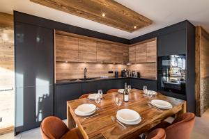 Appartement Haut de Gamme neuf avec terrasse de 60m2 plein sud avec Jacuzzi - 8 personnes - App 101